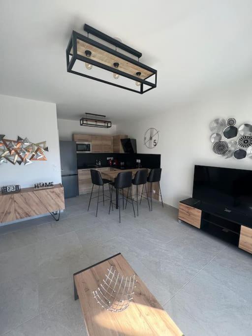 Superbe Appartement Neuf Aucalme Saint-Mandrier-sur-Mer Ngoại thất bức ảnh