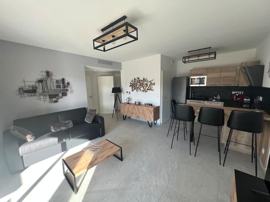 Superbe Appartement Neuf Aucalme Saint-Mandrier-sur-Mer Ngoại thất bức ảnh